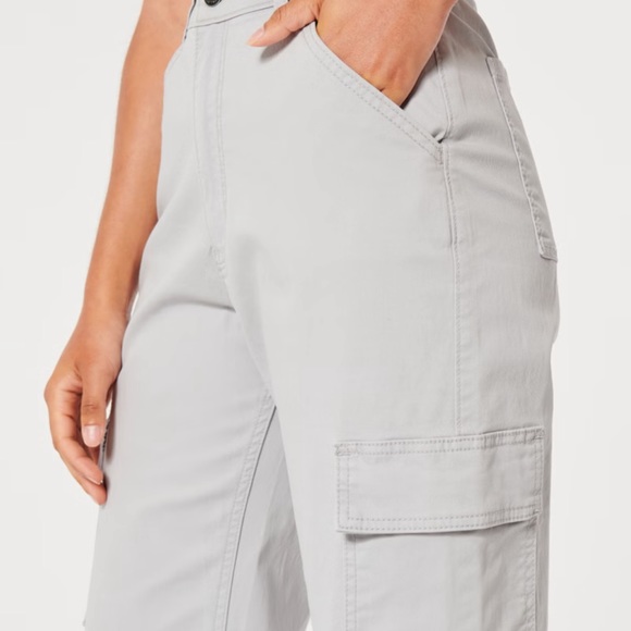 Hollister Ultra High-Rise Dad Pant - Picture 2 of 3